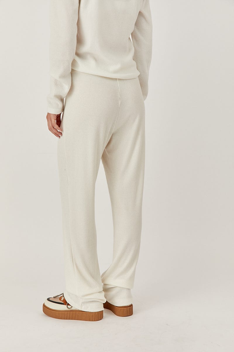 Pantalón ancho crudo