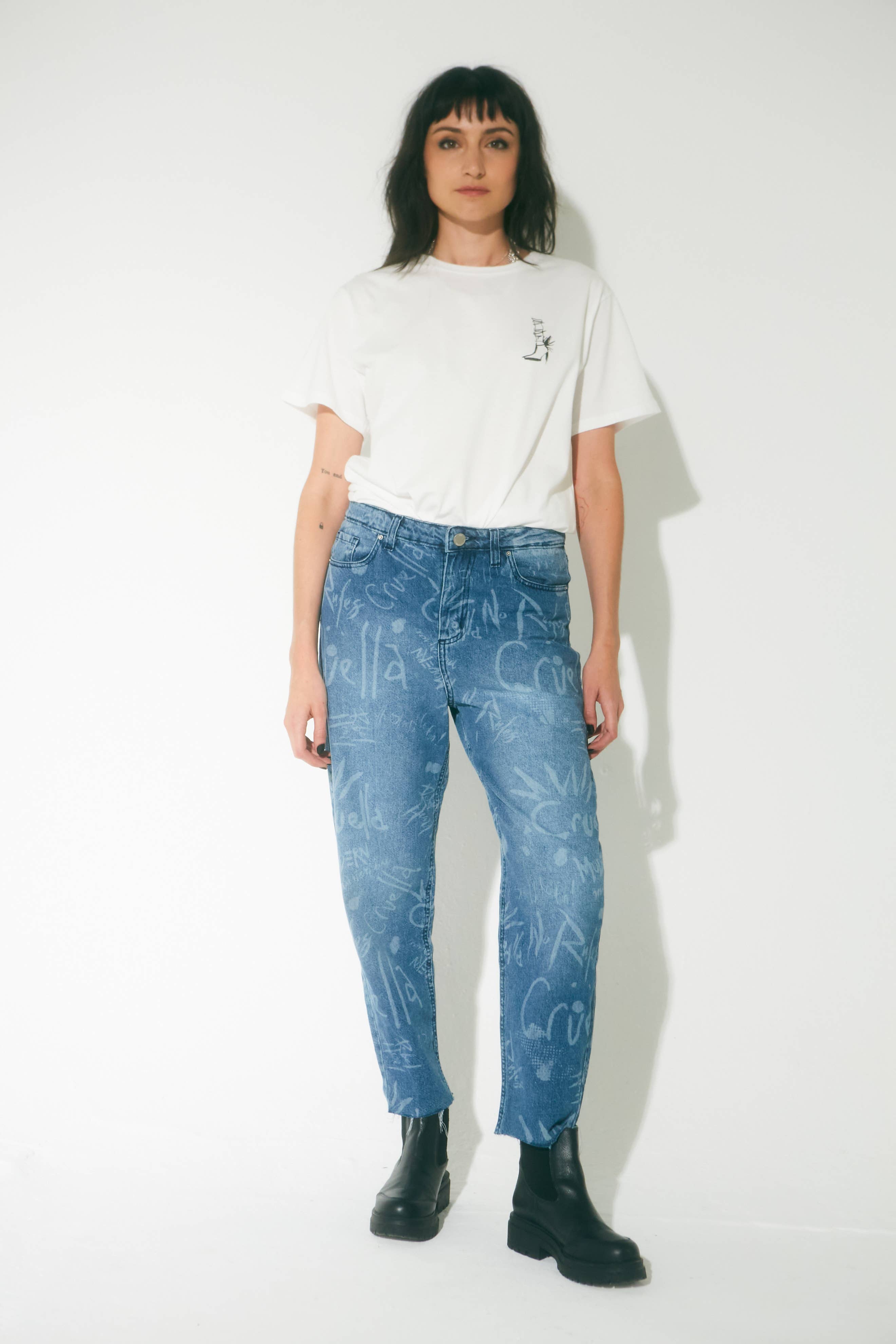 Jean Vintage Straight Disney - Estampa Cruella