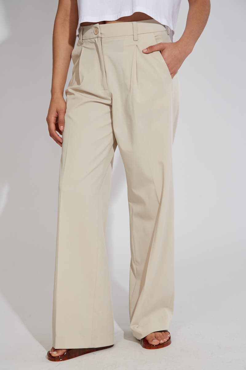Pantalón Twill Camel Tipo Sastrero
