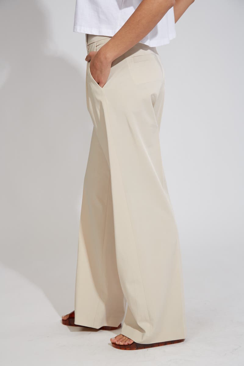 Pantalón Twill Camel Tipo Sastrero