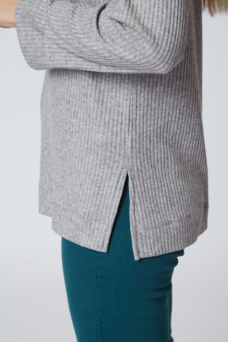 Polera Raglán con Aberturas Gris