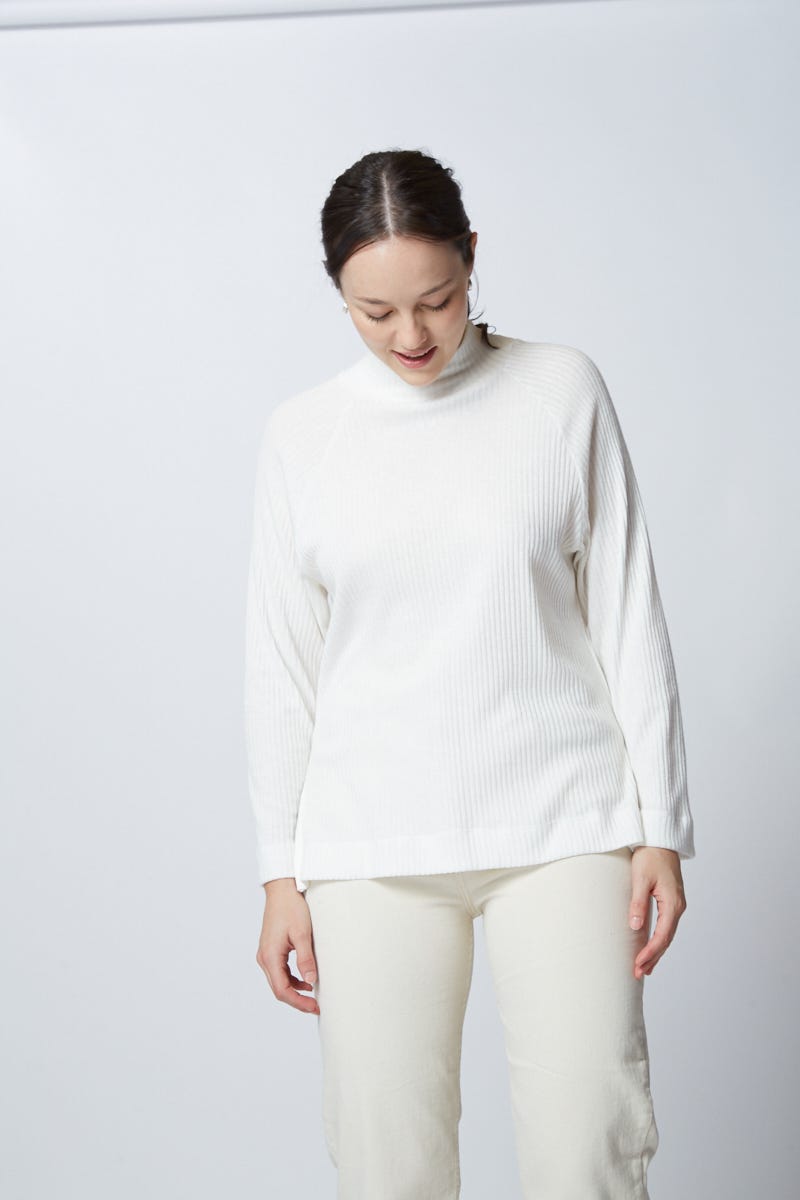 Polera Raglán con Aberturas Off White