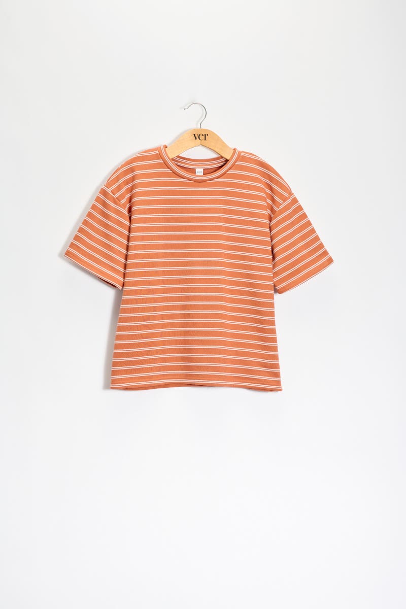 Remera Rayada Marron Syrup Frizada