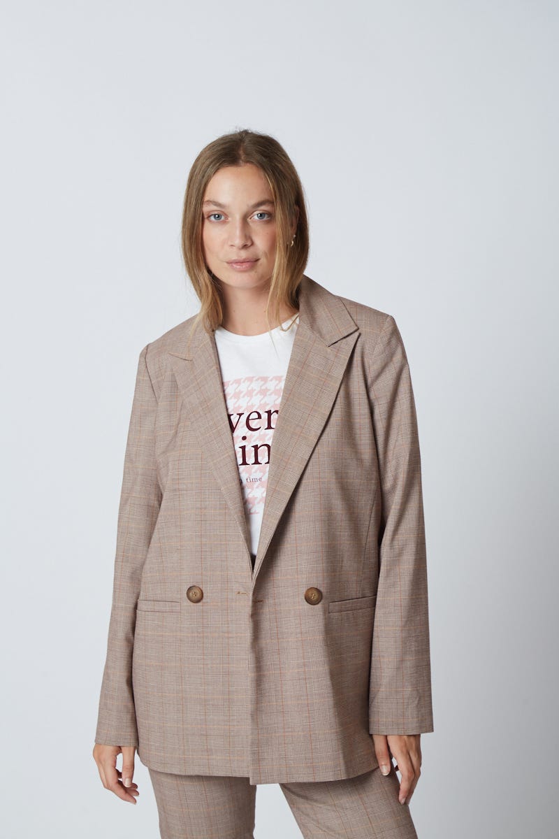 Remera Blanca Estampa Everything In Time