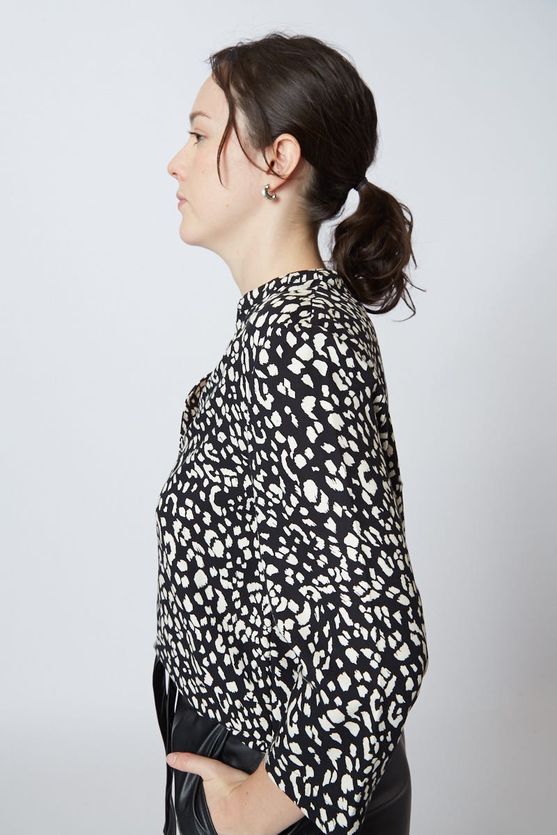 Blusa Estampa Animal Print Ocelote
