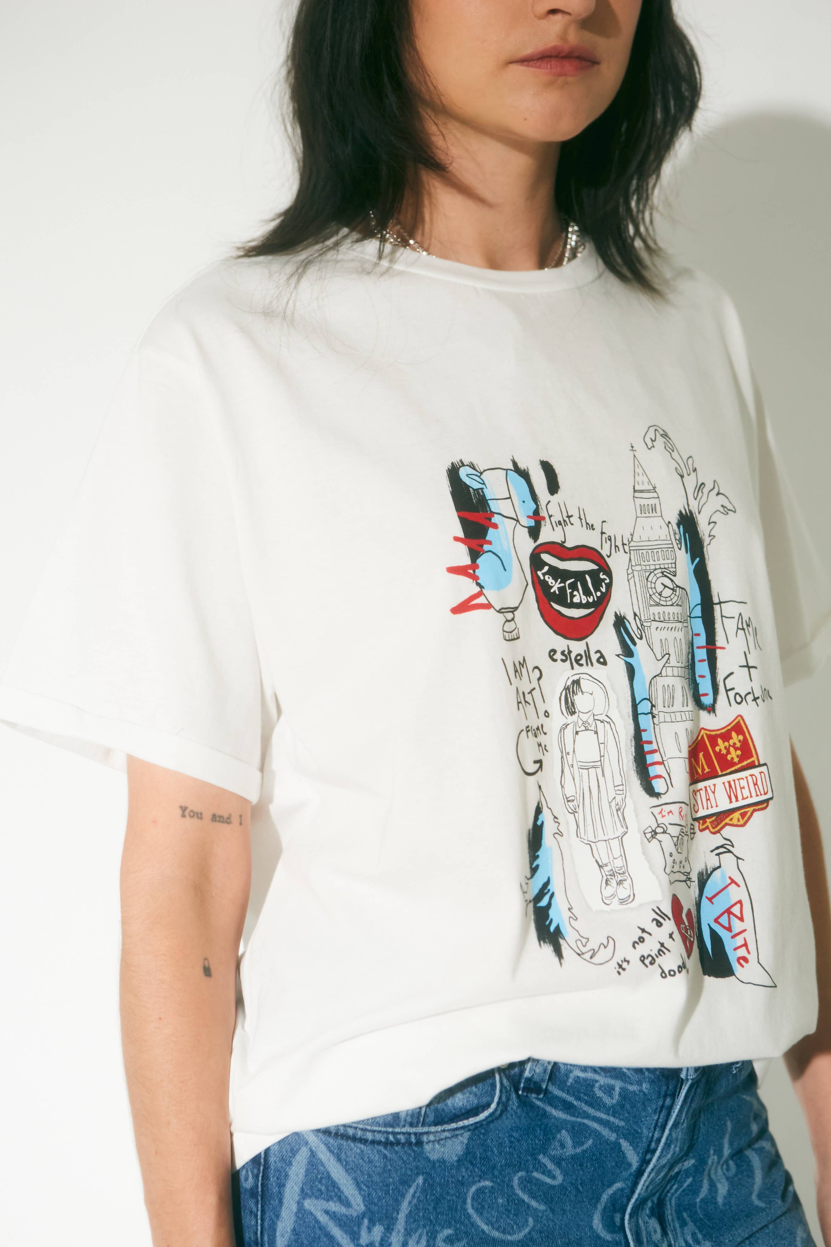 Remera Disney - Estampa Cruella Collage