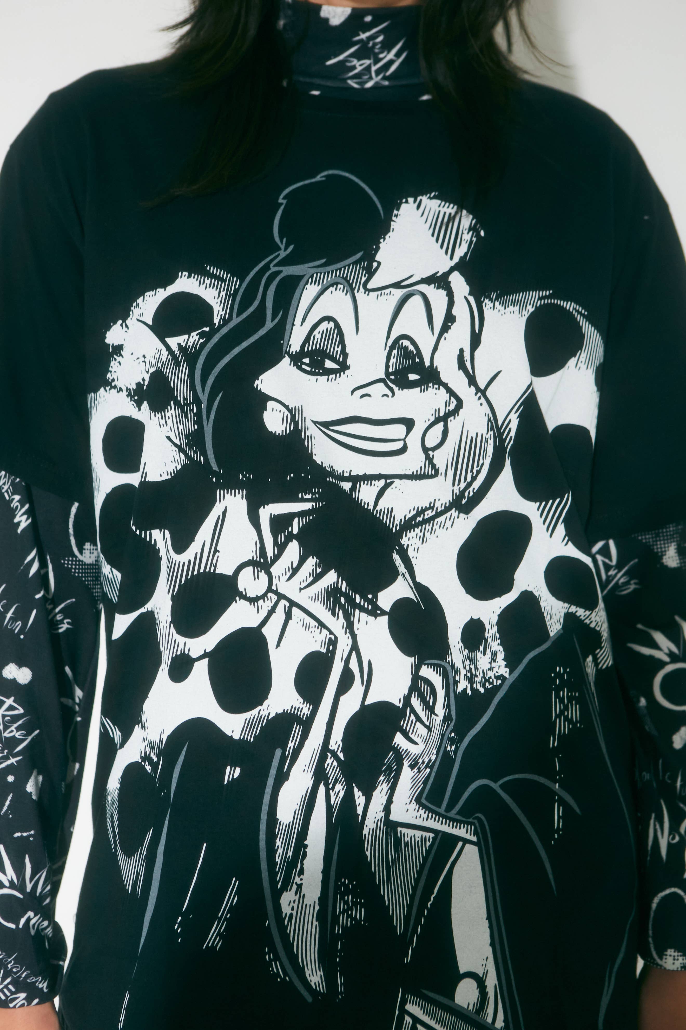 Remera Disney - Estampa  Cruella