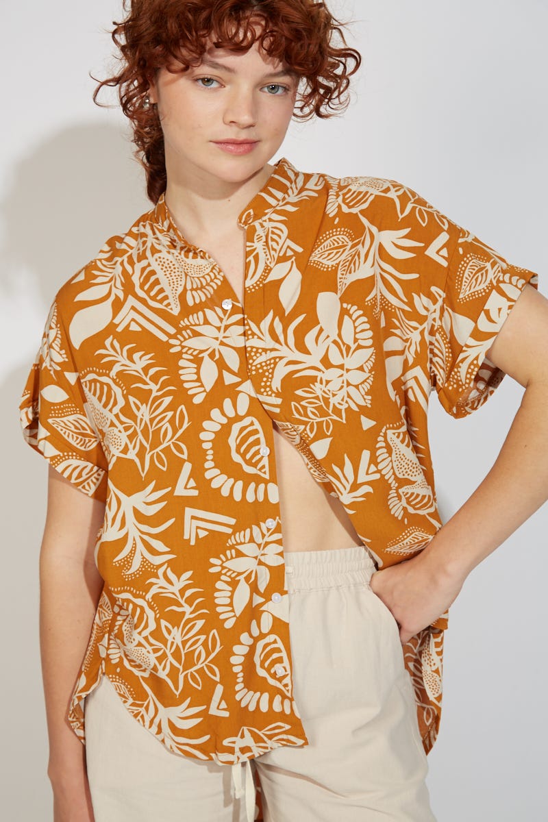 Camisa Estampa Africana Camel