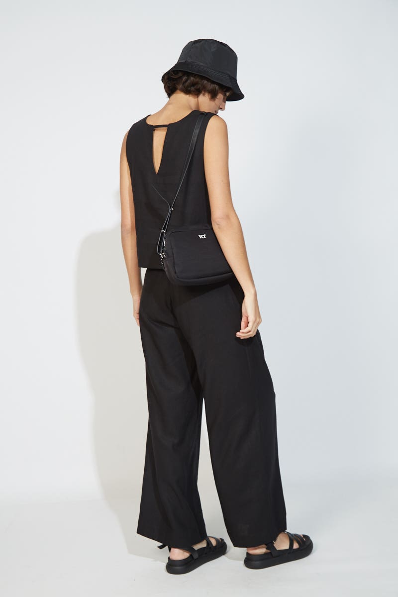 Pantalón Negro Tipo Sastre con Botones