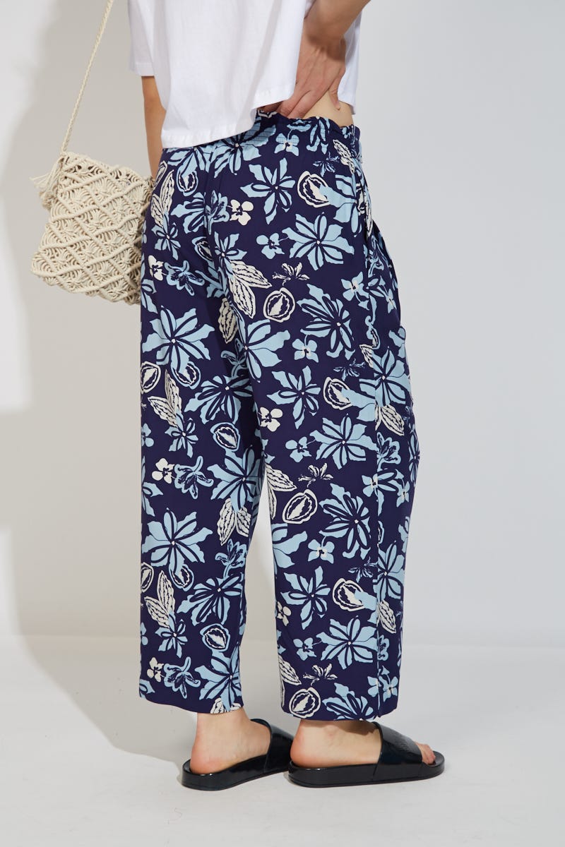 Pantalón Estampa Flores Azules
