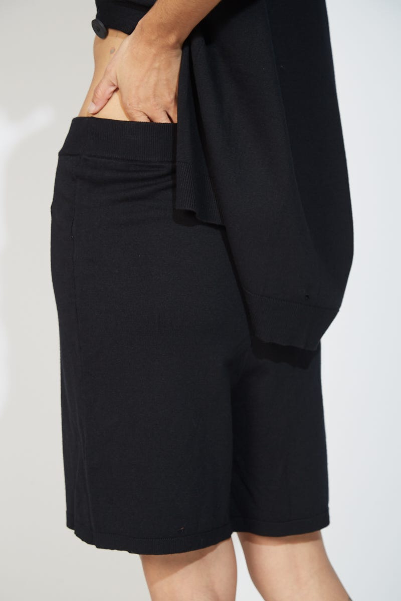 Short Tejido Tiro Alto Negro