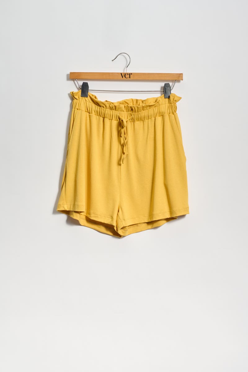 Short Cintura Con Volado 