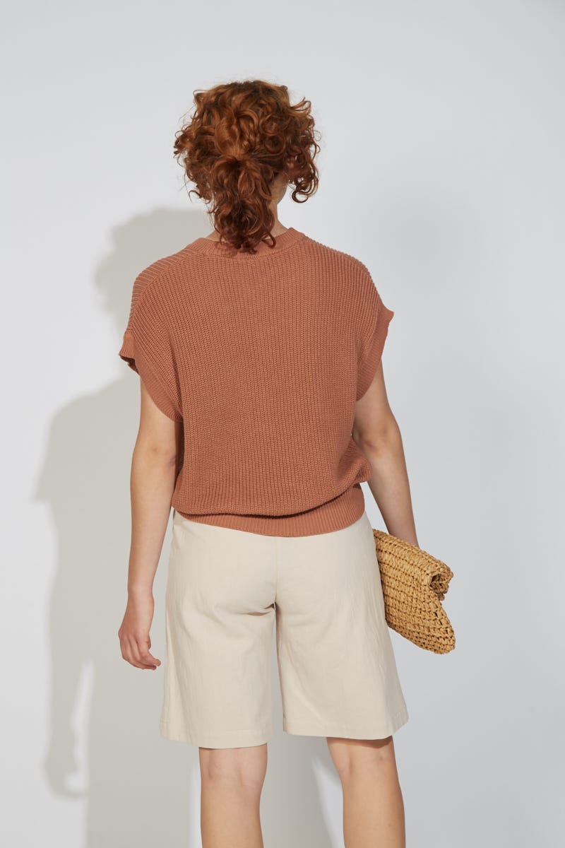 Sweater Sin Mangas Marrón Avellana