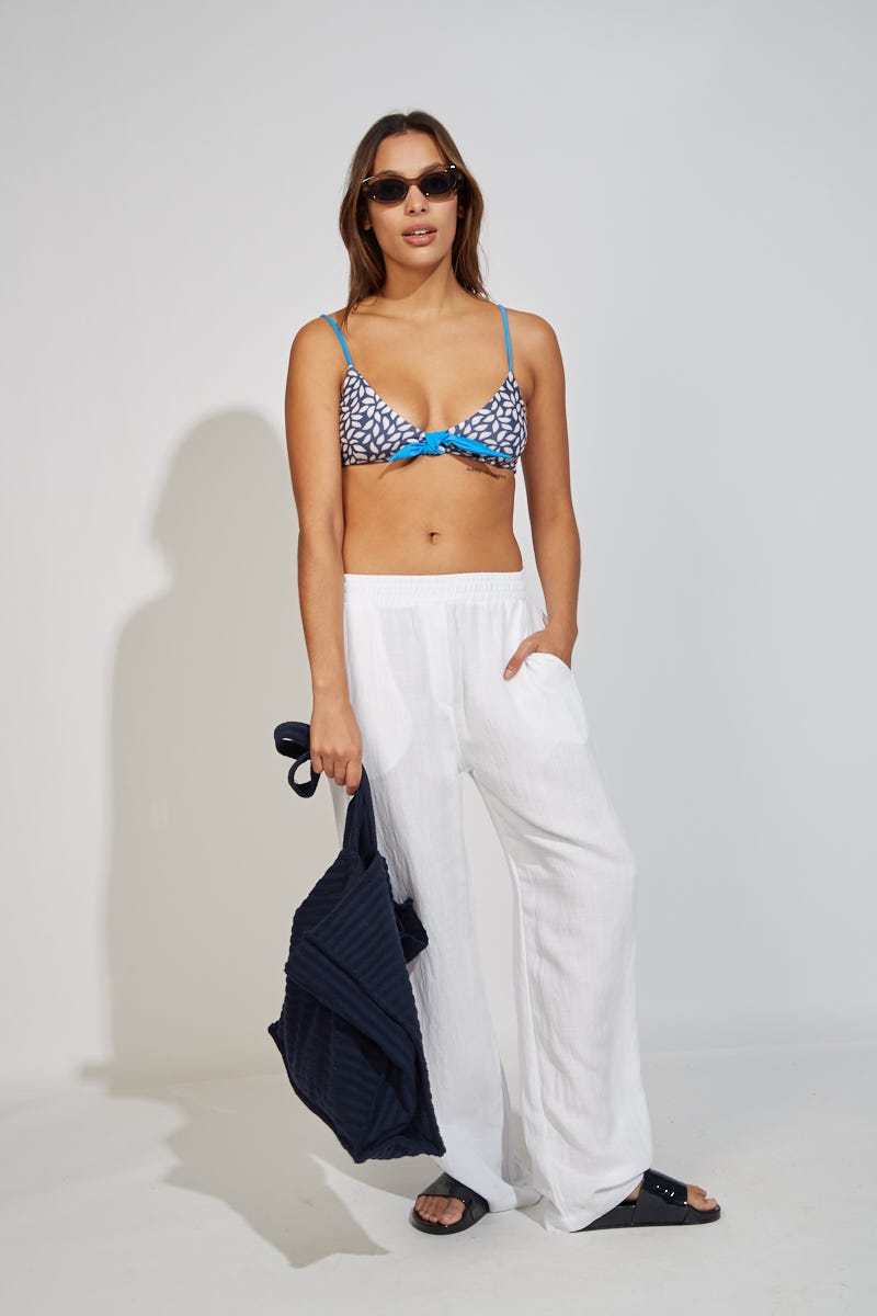 Bikini con Corpiño y Nudo Estampado