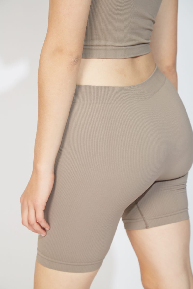Calza Seamless Beige Línea Calma