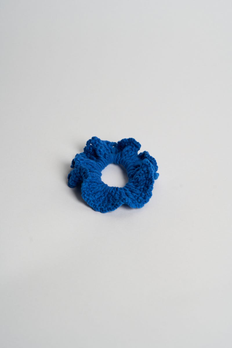 Colita Para Pelo Tejida Azul Marino