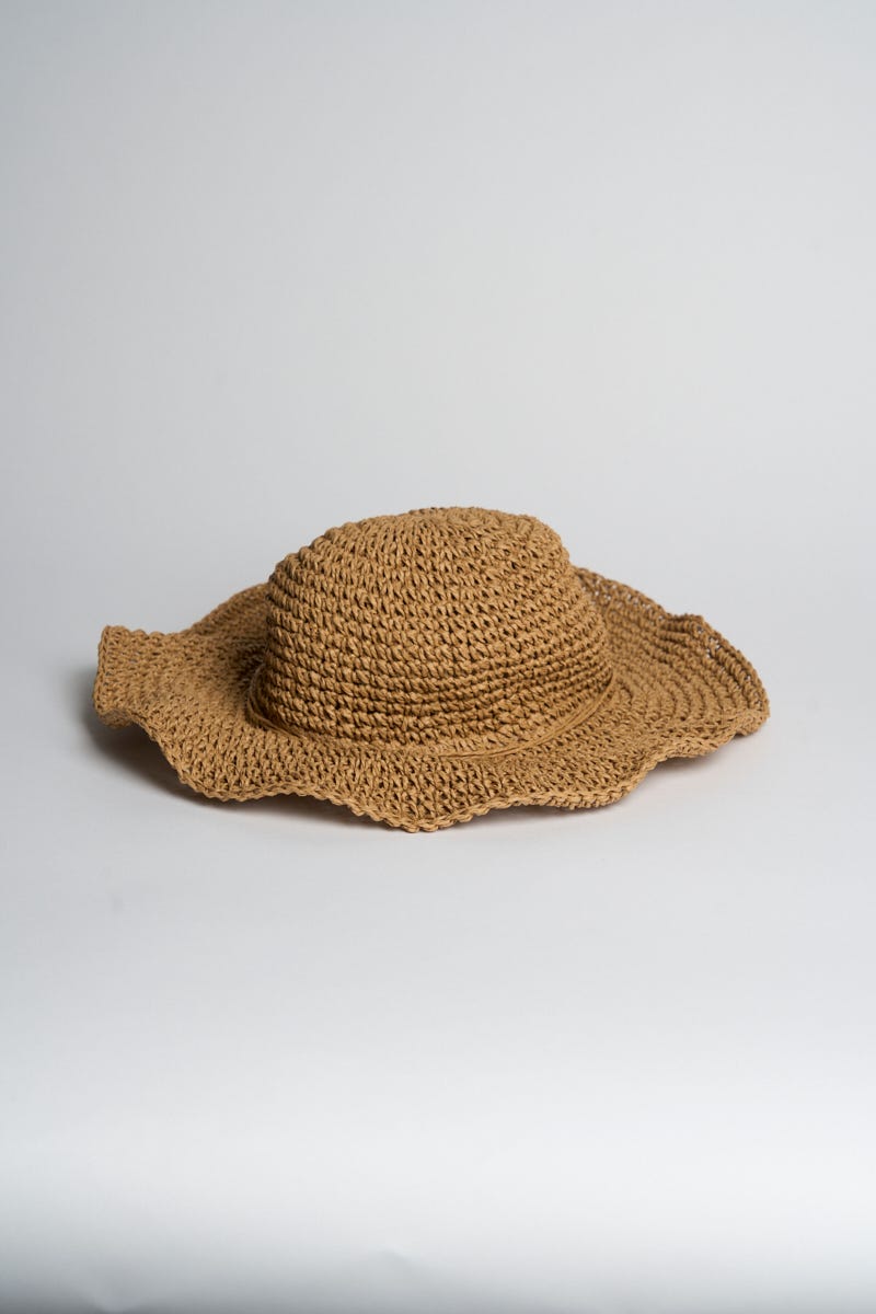 Sombrero Capelina con Cordón