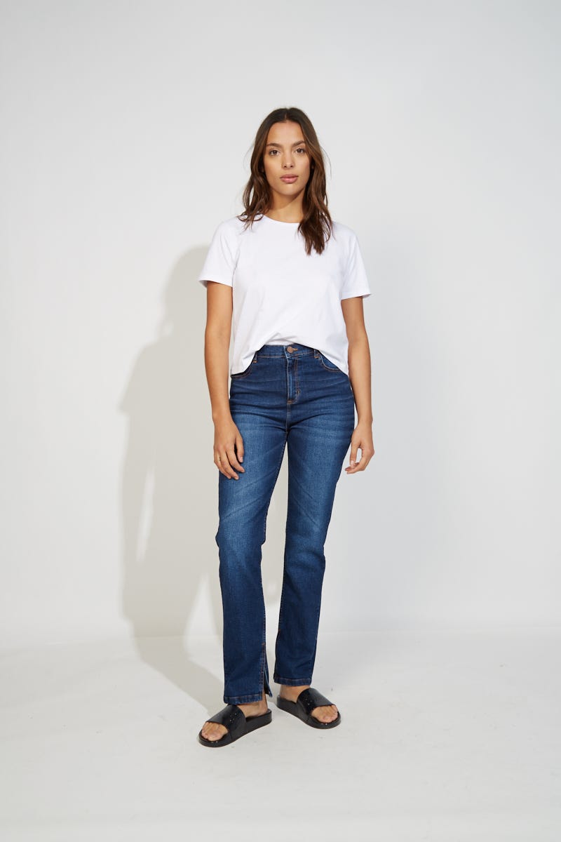 Jean Straight High Waist con Aberturas