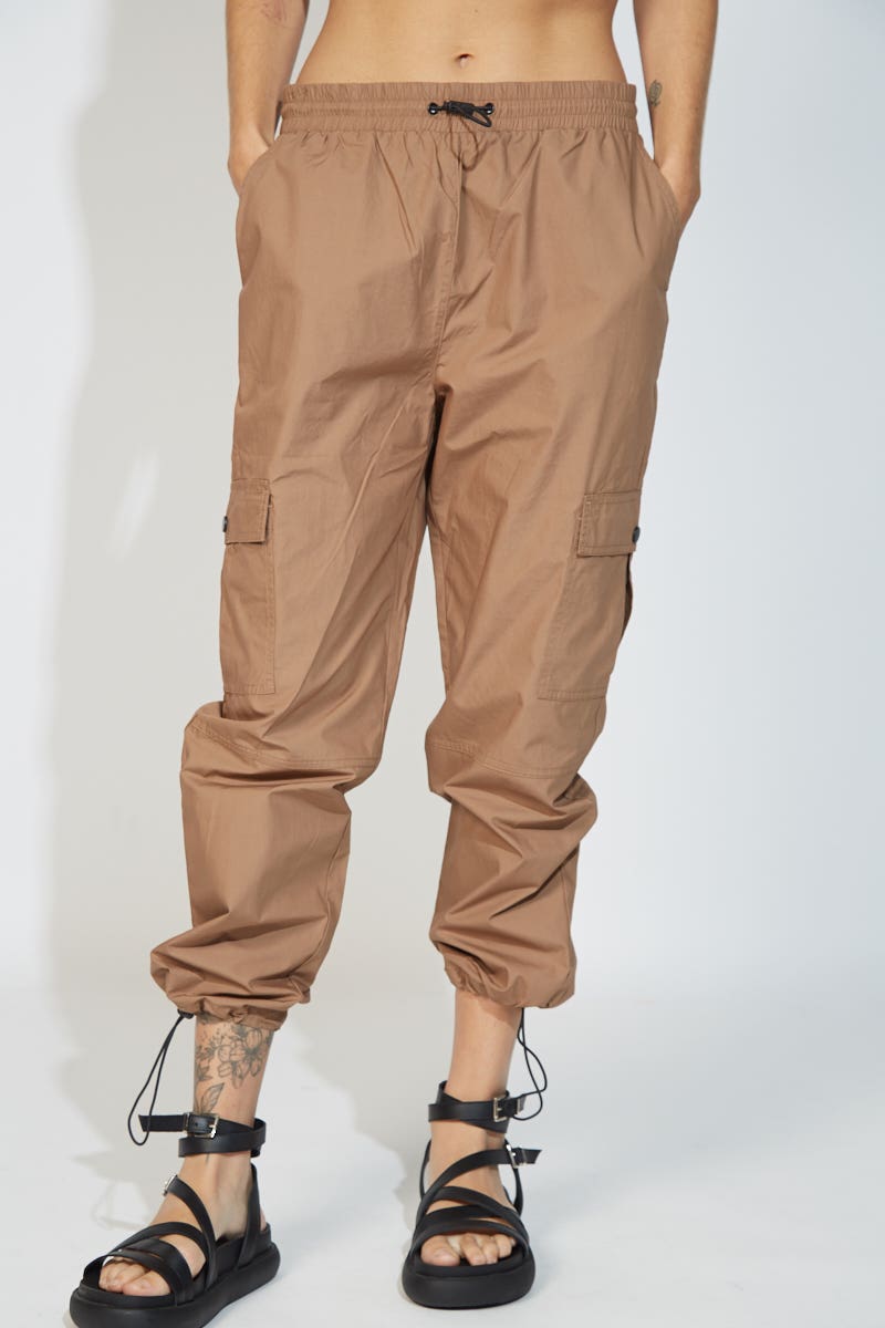 Pantalón Parachute Papertouch Camel