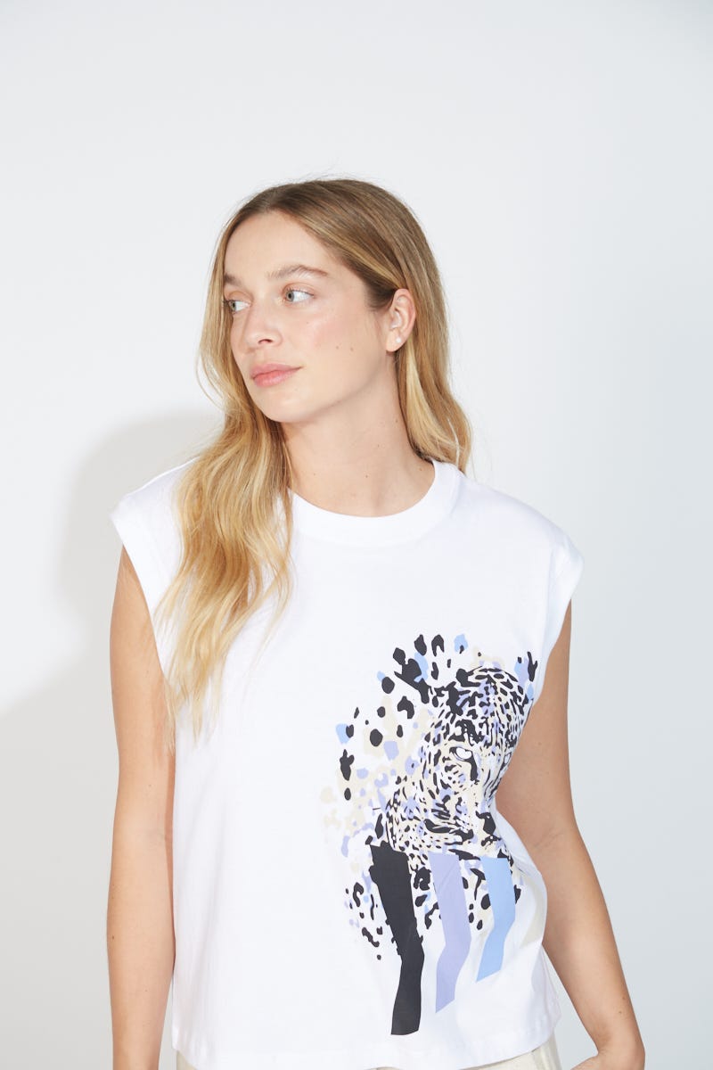 Remera Estampada Manga Sisa Amplia