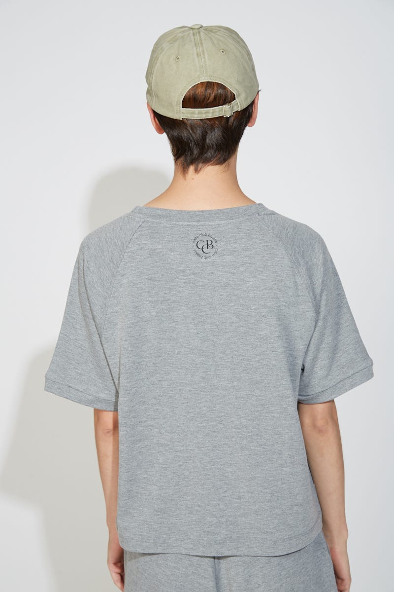 Remera Gris Manga Raglán Línea Calma