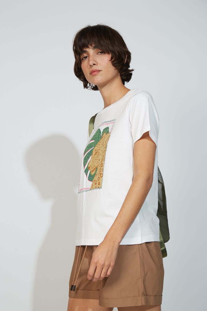 Remera Ilustración Leopardo Blanca