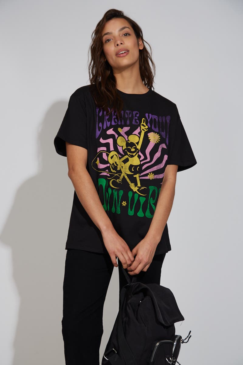 Remera Disney - Mickey Mouse Vibe