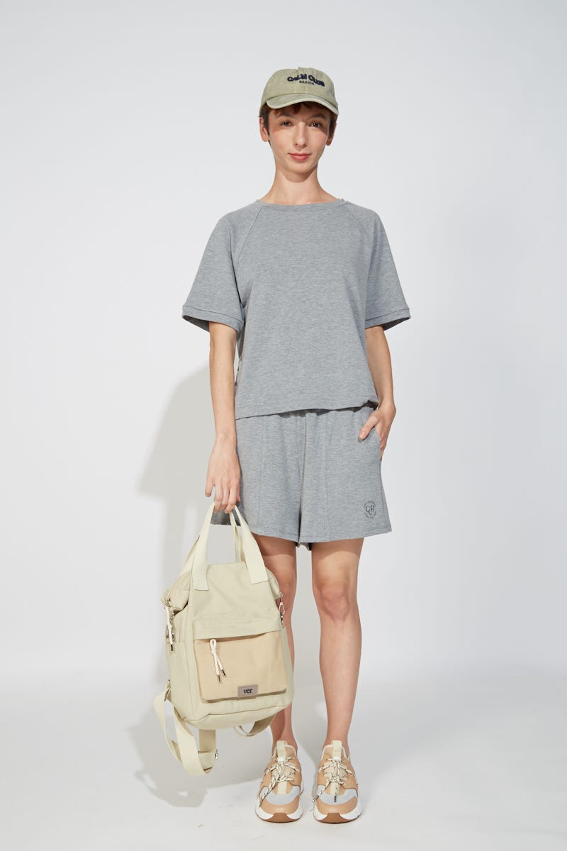 Short Gris con Bolsillos Línea Calma